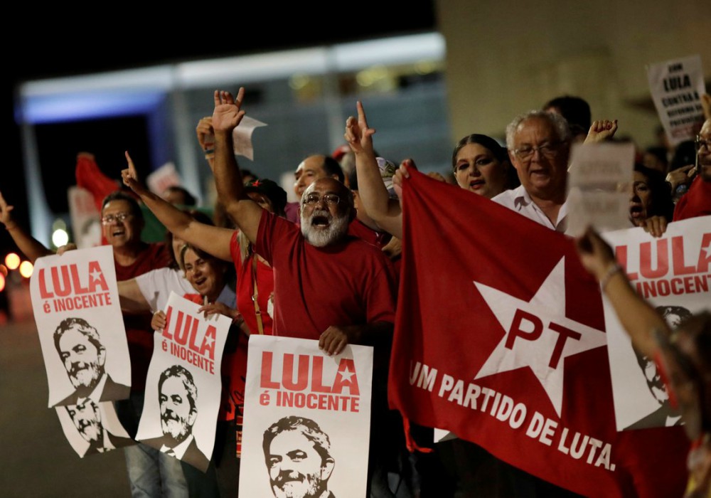 Lula sigue subiendo en las encuestas a pesar de estar tras las rejas