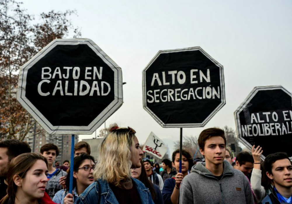 Estudiantes chileno protestaron contra el lucro de la educación universitaria