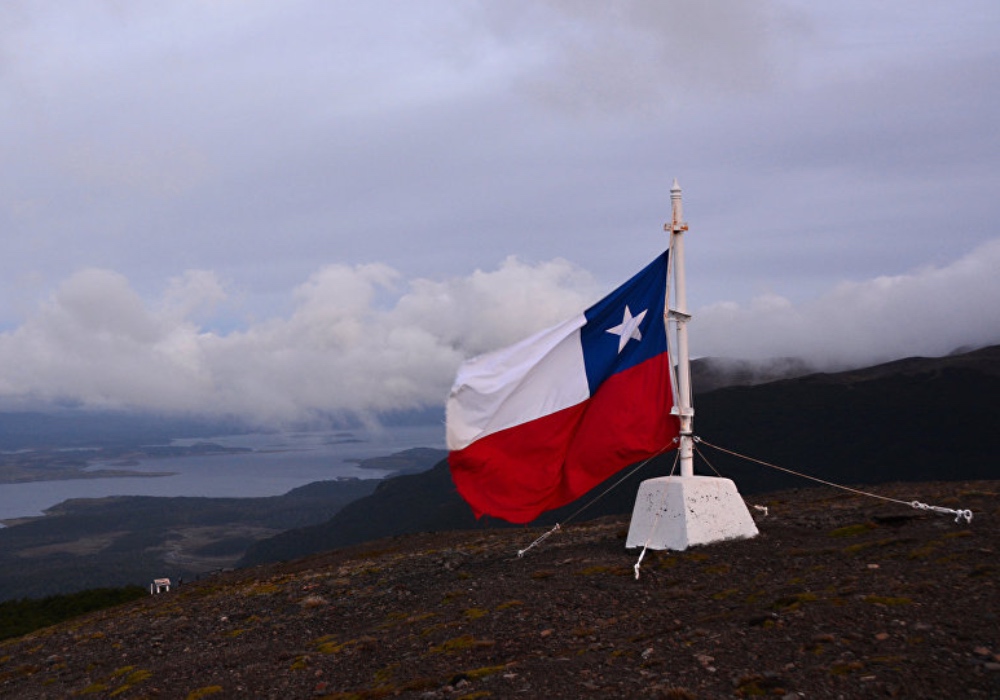 Chile acuerda histórico proceso para reemplazar su Constitución