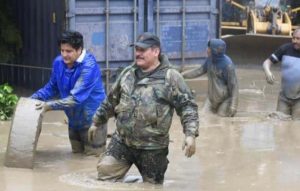 Torrenciales lluvias cobran vida de 17 personas en Bolivia